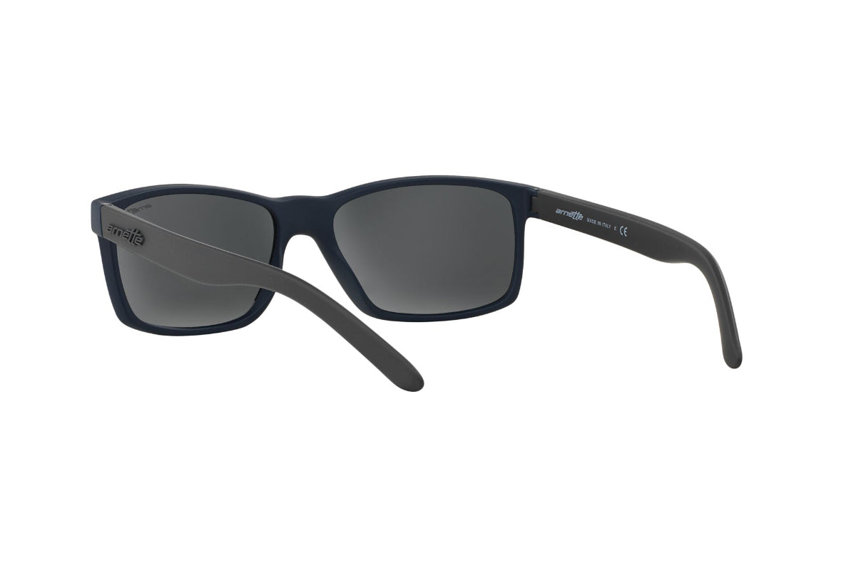 Arnette Slickster