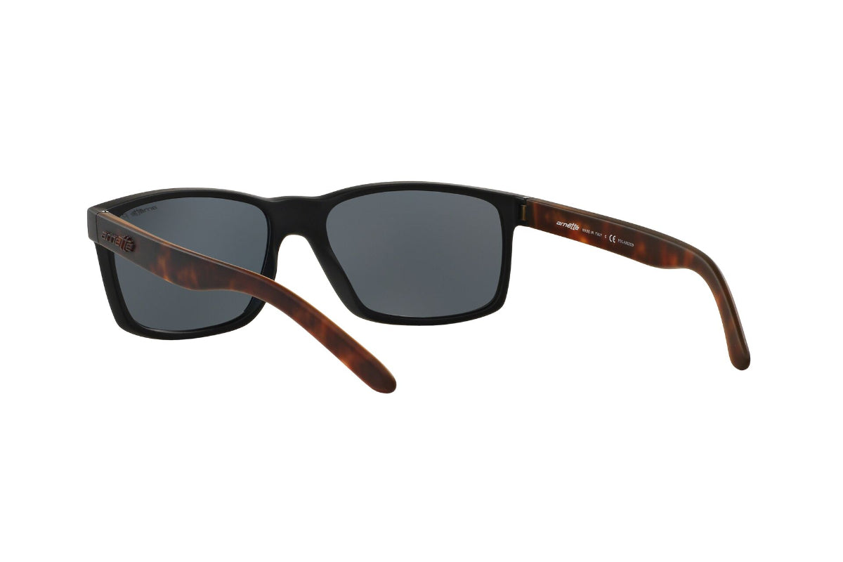 Lentes de Sol Slickster Black Polarizados Arnette