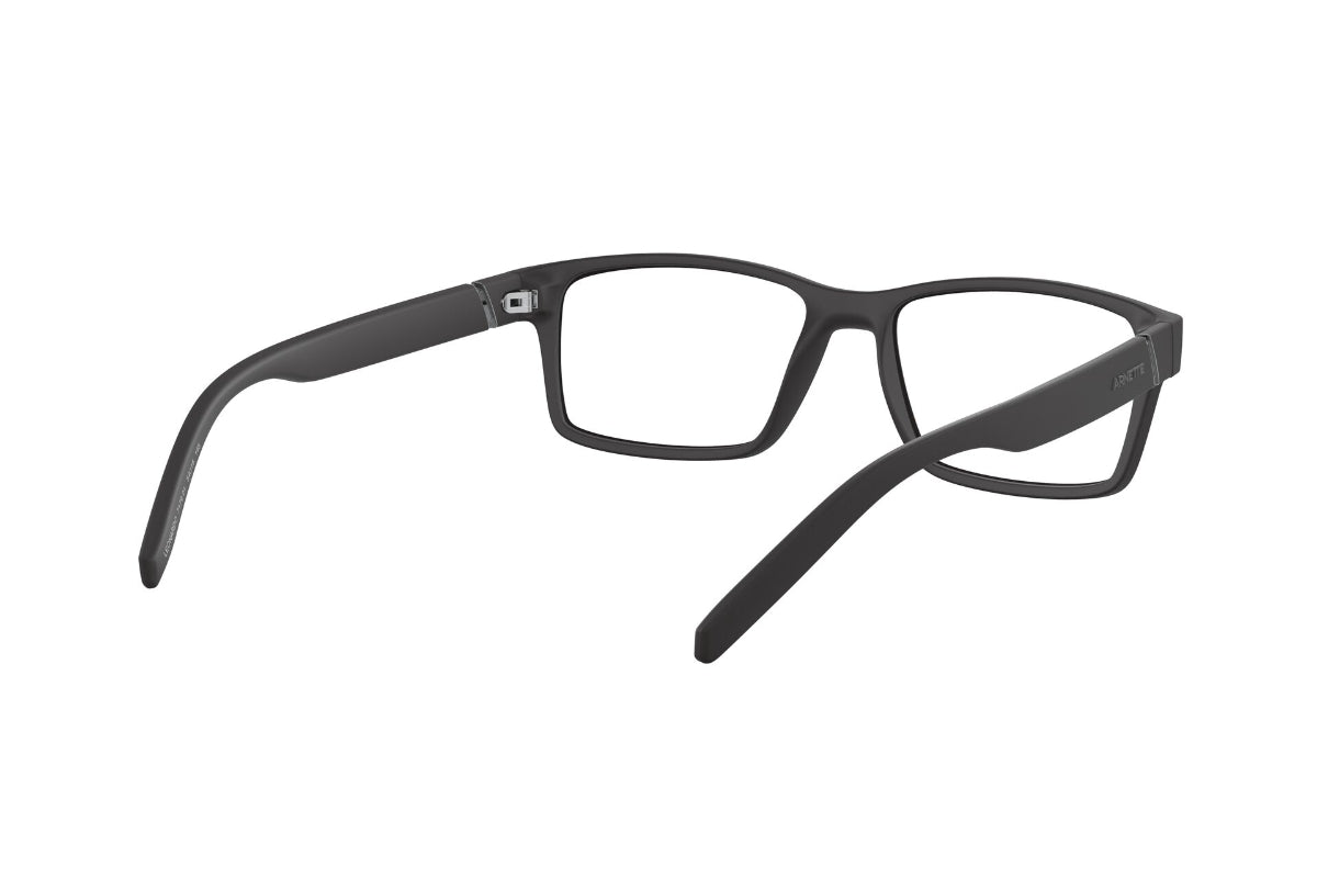 Arnette Leonardo