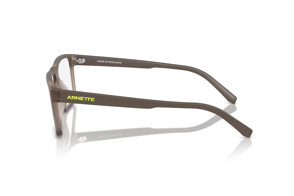 Arnette Phamil