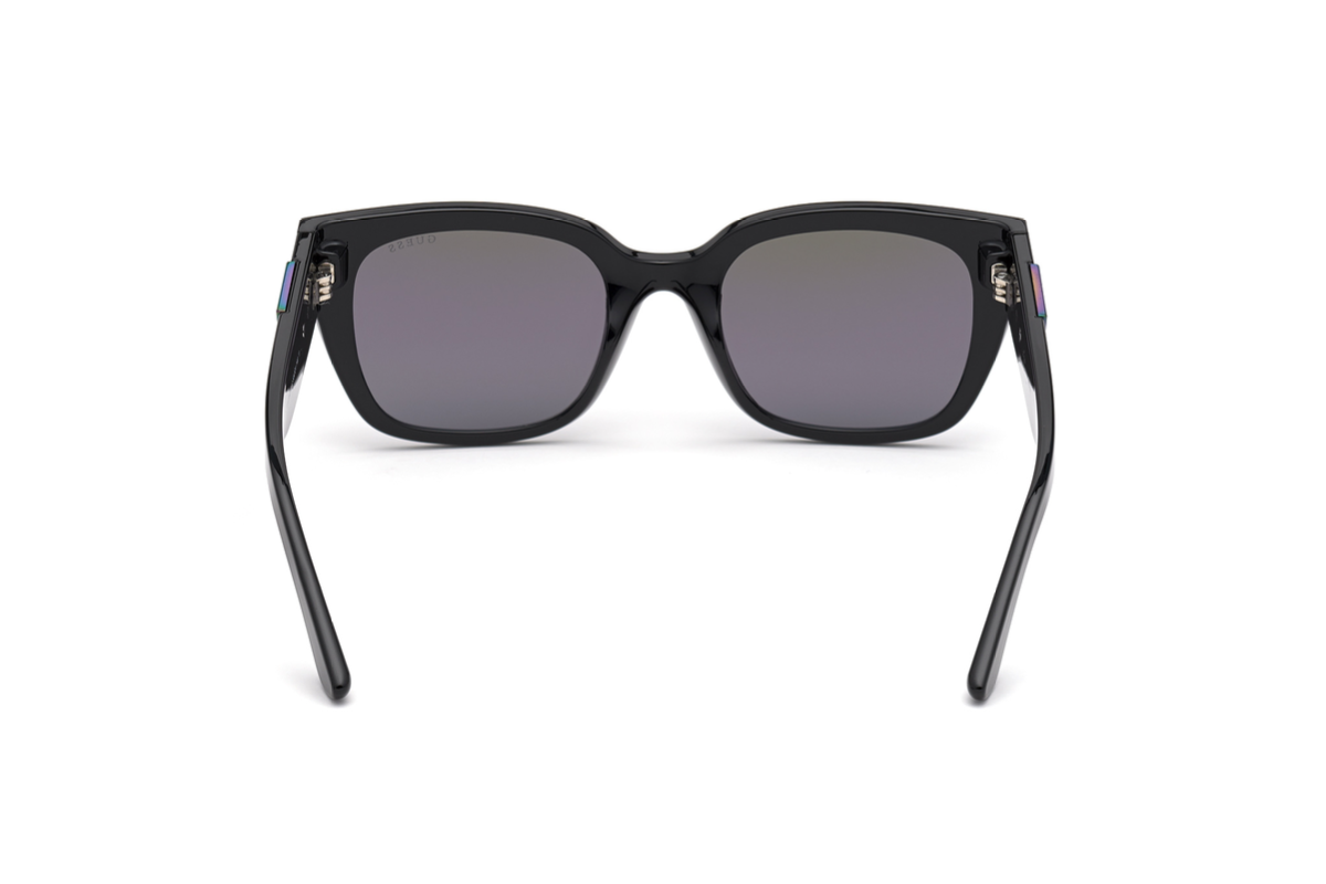 Lentes de Sol Negro Brillo Guess