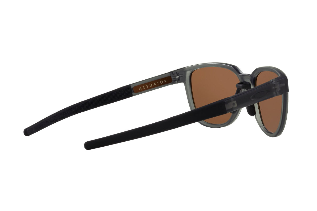 Oakley Actuator Prizm