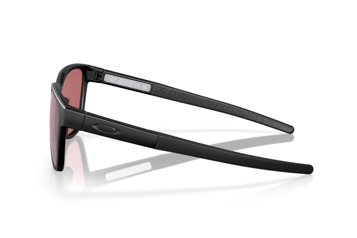 Oakley Actuator