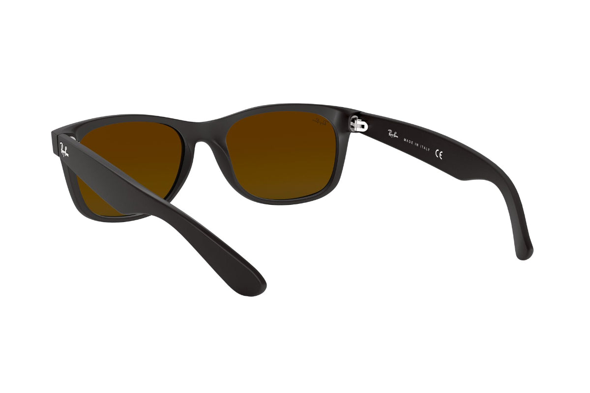 Lentes de sol Ray-Ban New Wayfarer Matte Green Flash