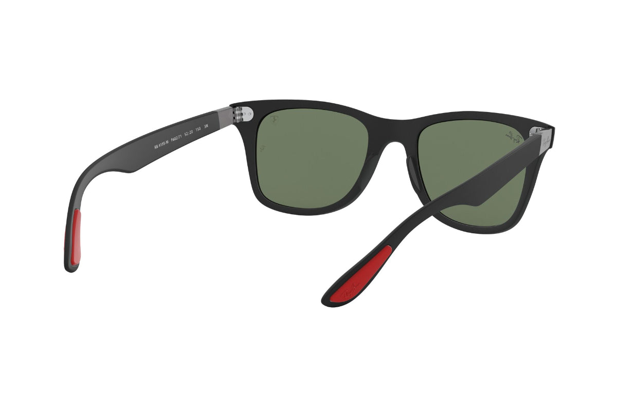 Ray-Ban Ferrari Lentes de Sol Wayfarer Liteforce RB4195M