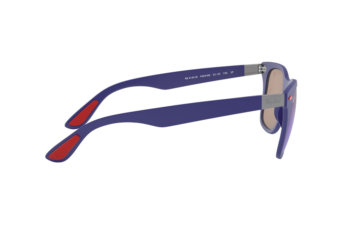 Ray-Ban Ferrari Lentes de Sol Wayfarer Liteforce Polarizados RB4195M